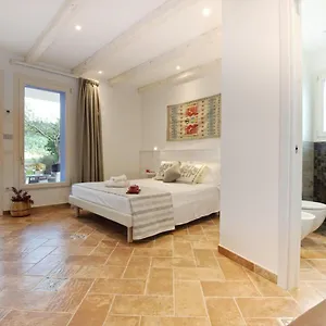 https://la-roccia.in-sardinia.net